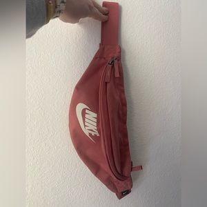 Nike Sling Bag / Fanny Pack